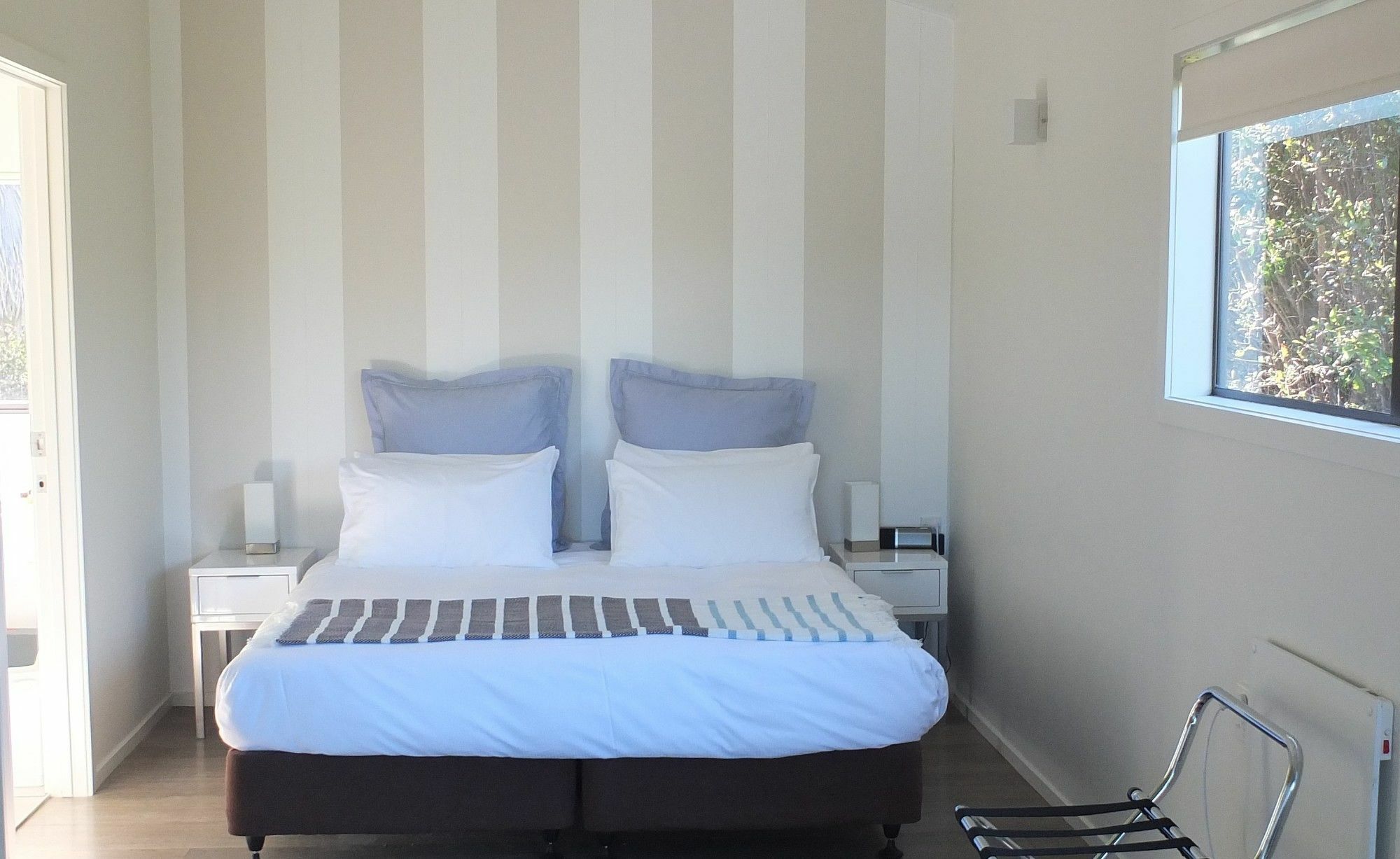 Le Chalet Waiheke Apartments Ostend Exterior foto